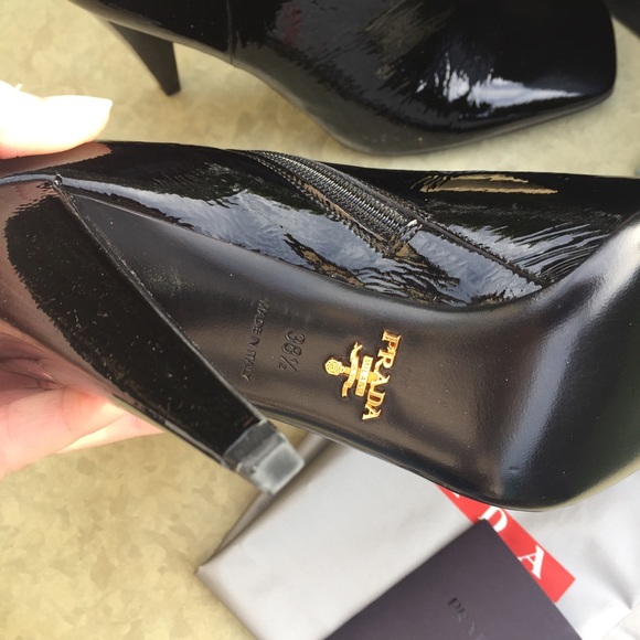 Prada Vernice Naplak Black Patent Leather Ankle Booties, 38.5 - Picture 9 of 15